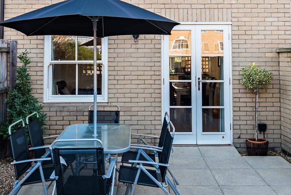Camstay New Street Apartment *