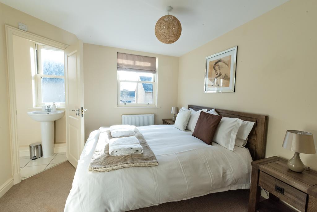 Camstay New Street Apartment *